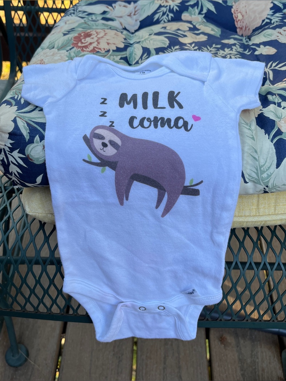 Milk Coma Sloth Gerber Baby White Cotton Short Sleeve Onesie Bodysuit 6-9M